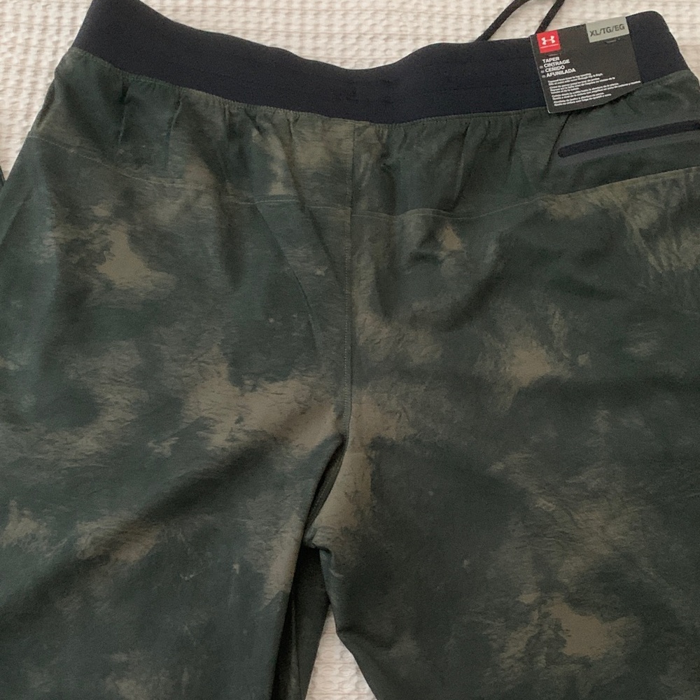 Under Armour Dark Green, Tan and Black Joggers - Picture 7 of 7